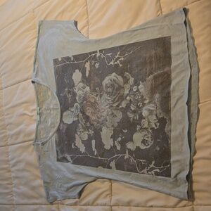 Maurices, Medium, Light Blue Tee With Lace Back